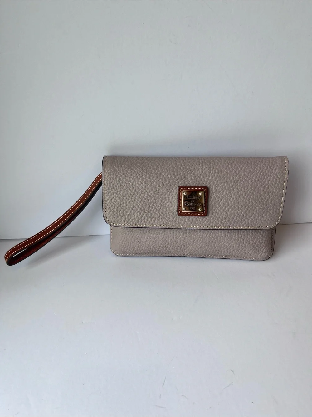 Dooney & Bourke Pebble Grain Milly Wristlet